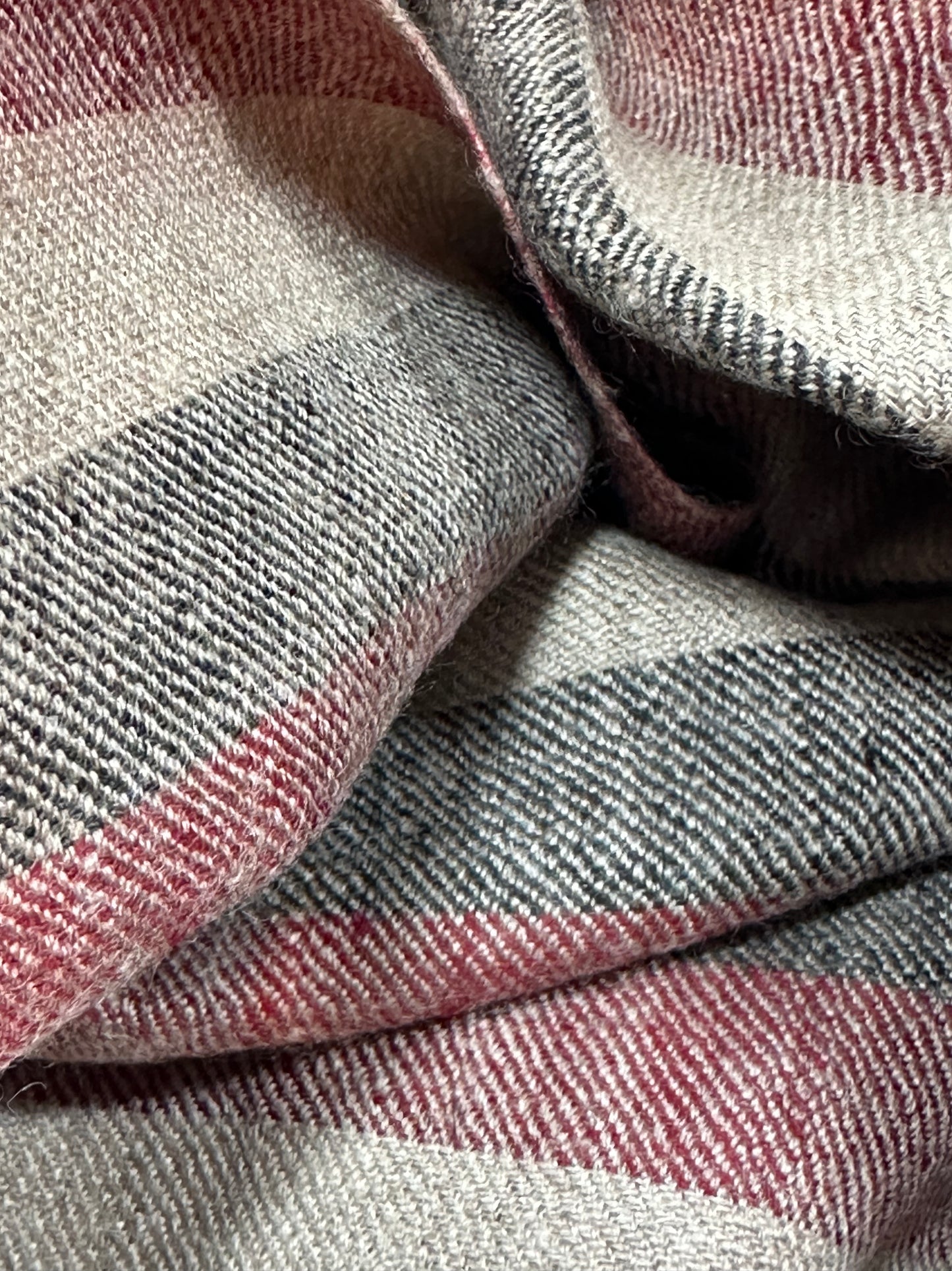 Kashmiri Classics Stole – Tricolor Stripes