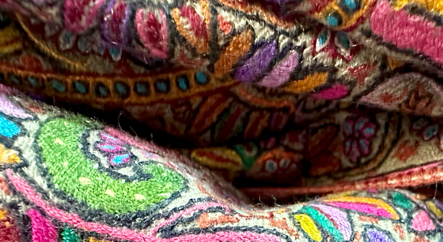 Hand-Embroidered Sozni Shawl - Gents